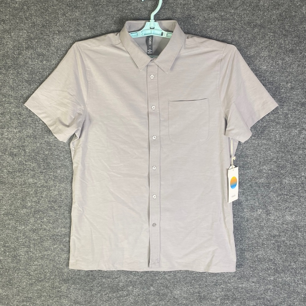 Vuori Men’s Short Sleeve Gray Bridge Button Down Shirt Size Medium